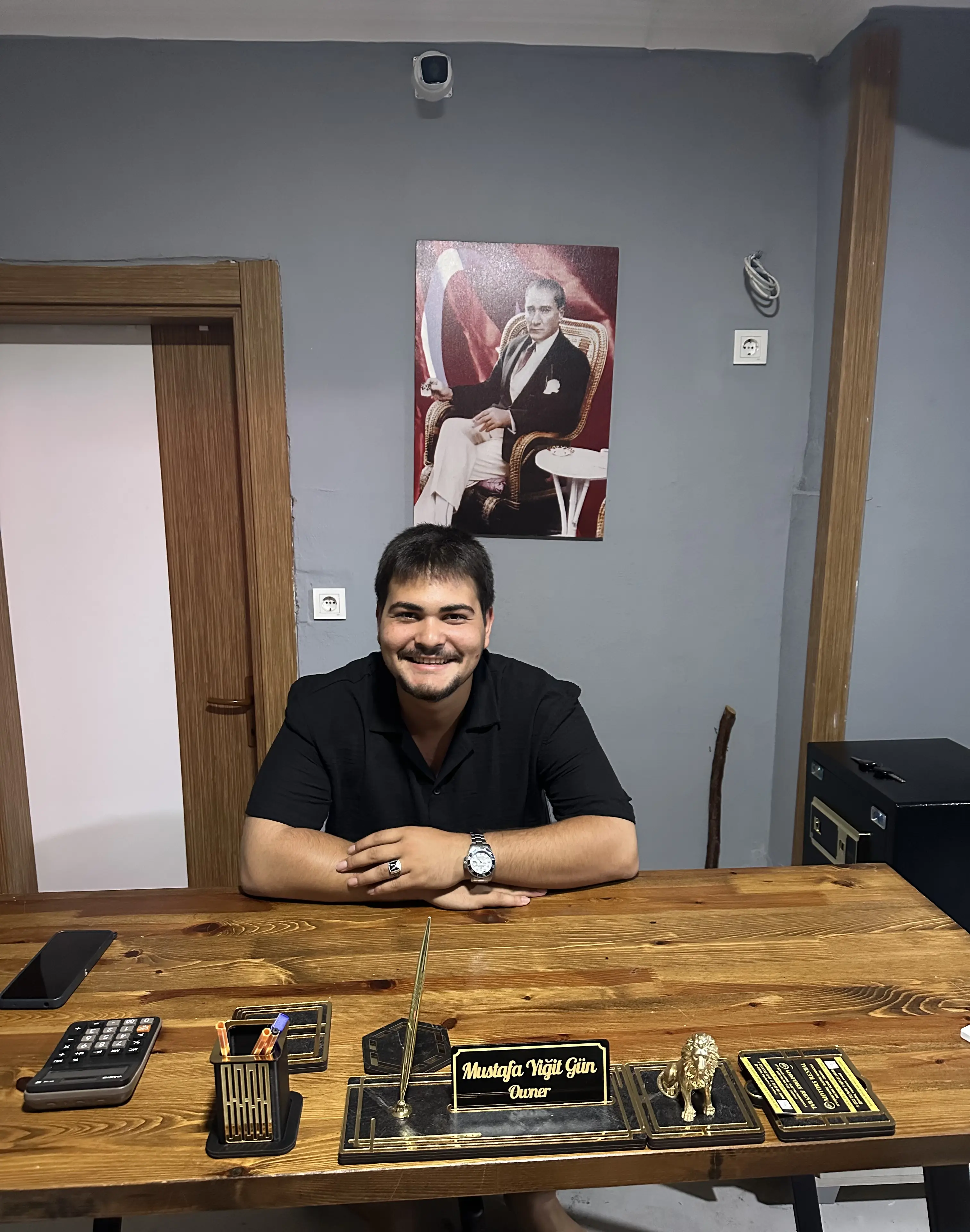 İşletme Sahibi Mustafa